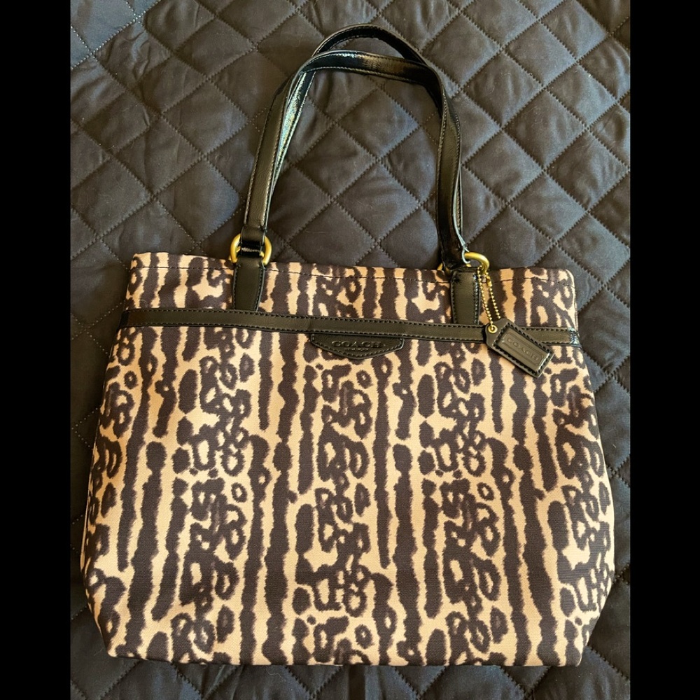 Coach Tan/Brown Animal Print Material Tote with Black Trim - Picture 3 of 10